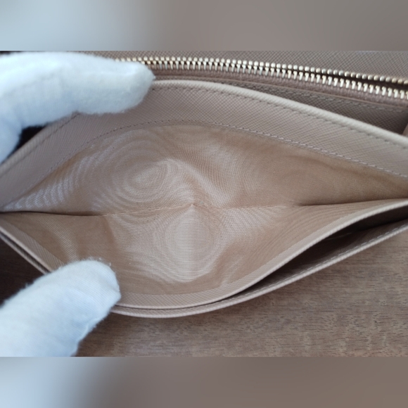 Authentic Prada Cammeo Saffiano Continental Wallet on Chain - Picture 6 of 8